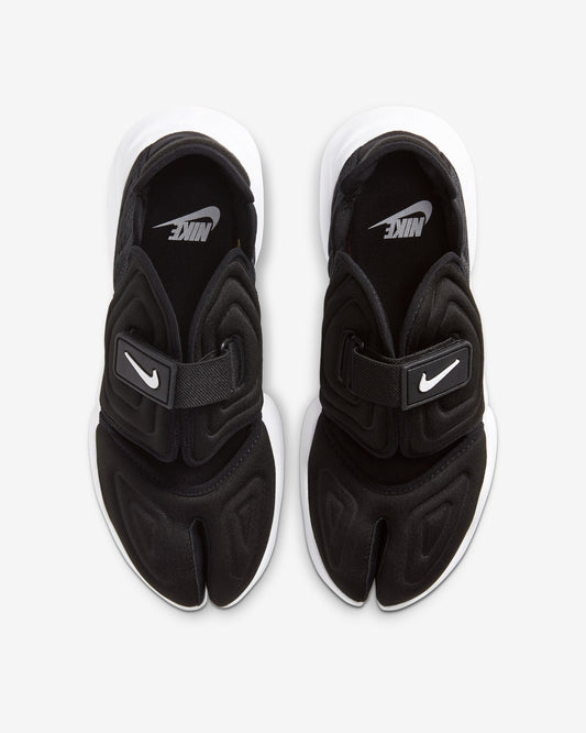 Nike Aqua Rift – Black & White