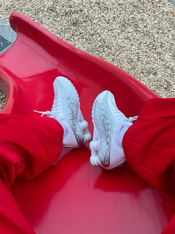 Nike R4