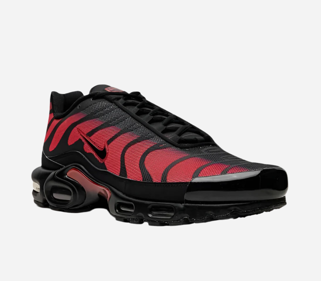 Nike Air Max Plus "Bred Reflective" Sneaker