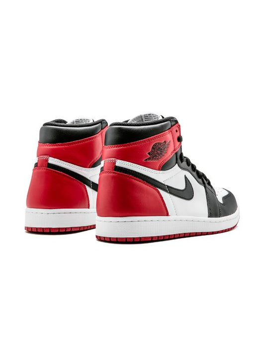 Retro 1 High OG "Black Toe"