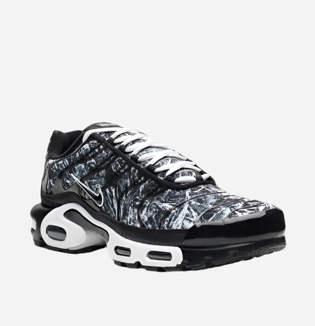 Nike AIR MAX PLUS AMP
