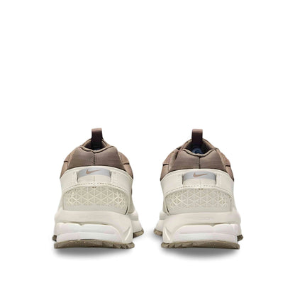 Nike Zoom Vomero Roam Winterized "Light