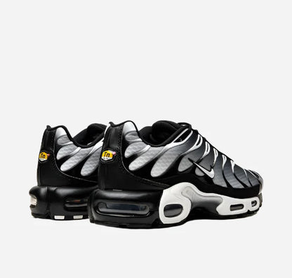 AIR MAX PLUS "BLACK/SILVER" SNEAKERS