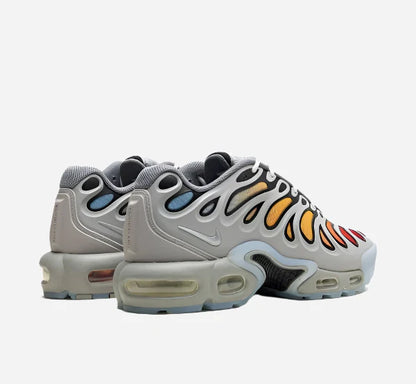 AIR MAX PLUS DRIFT SNEAKERS