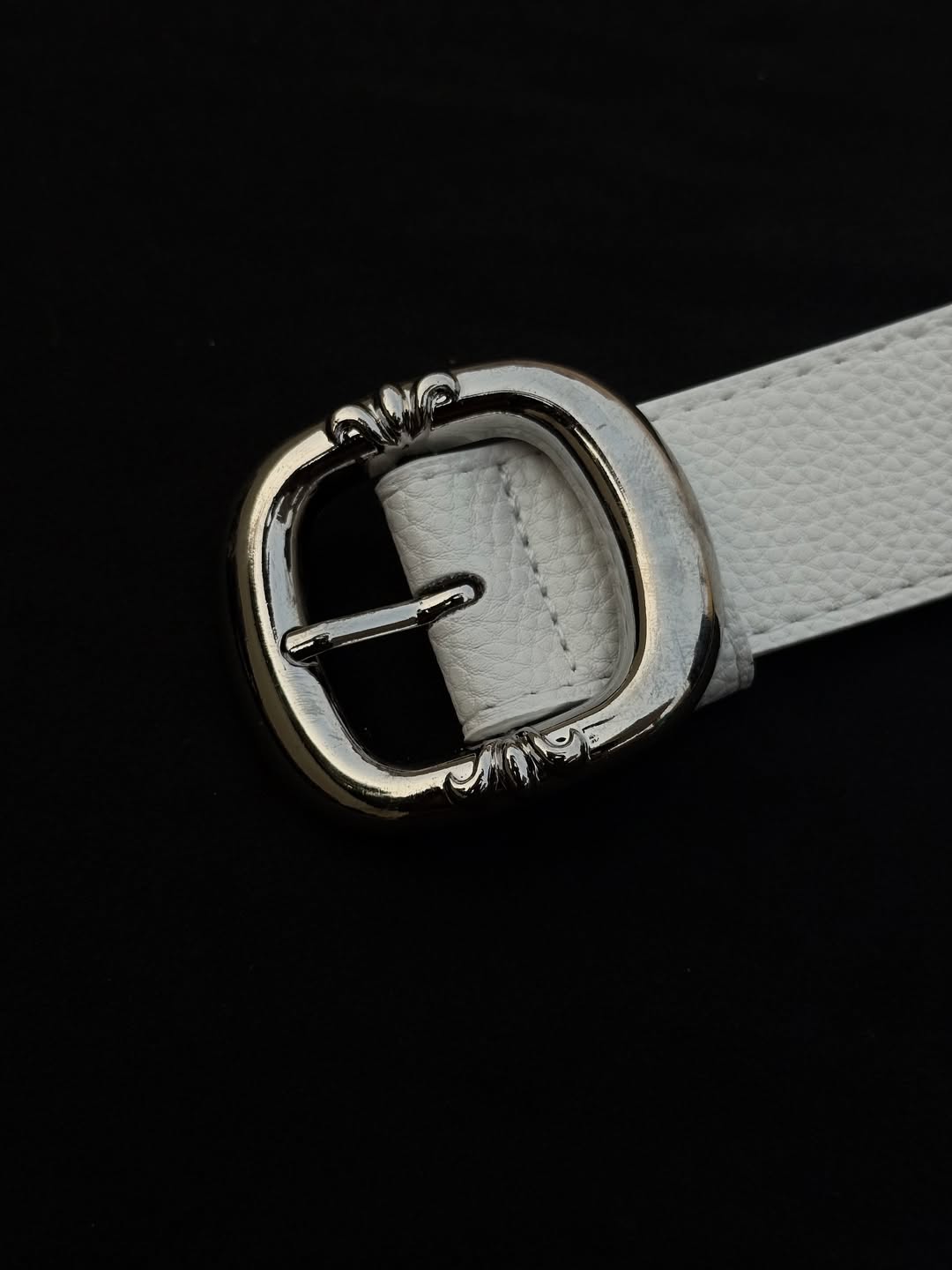 𝕮𝖍𝖗𝖔𝖒𝖊 𝕮𝖗𝖔𝖘𝖘 𝕭𝖊𝖑𝖙