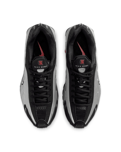 Nike shox R4 metallic silver TL￼