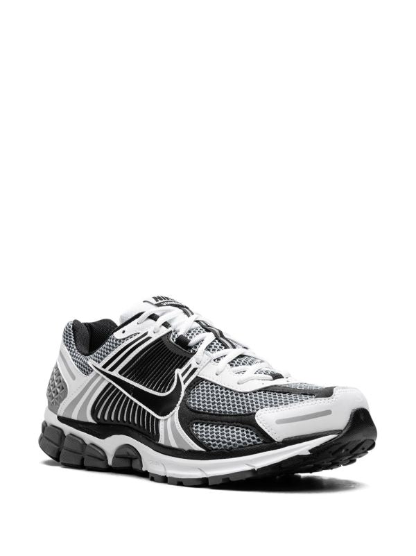 Nike Zoom Vomero 5 SE SP "Black/Metallic Silver"