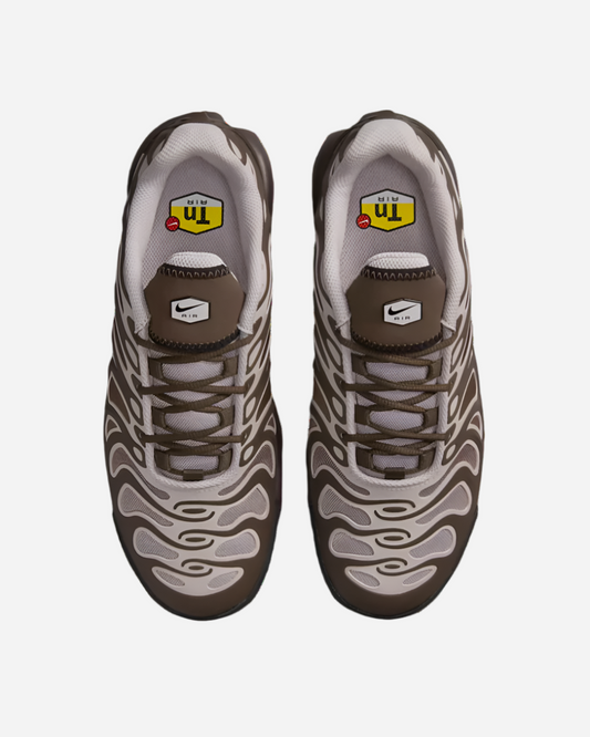 NIKE AIR MAX PLUS DRIFT BAROQUE BROWN