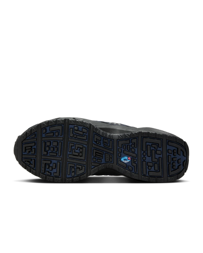 Max Plus SNDR  “Grey Haze & Obsidian”