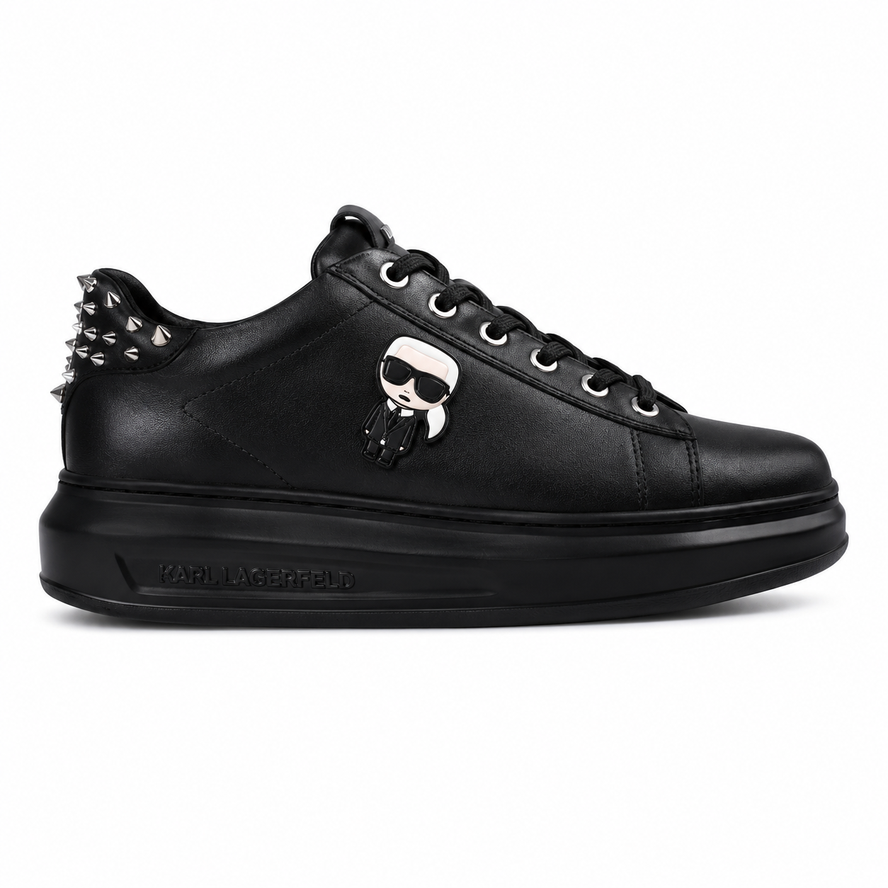 Ikon NFT Kapri sneakers spikes