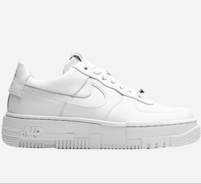 AIR FORCE 1 WMNS PIXEL WHITE